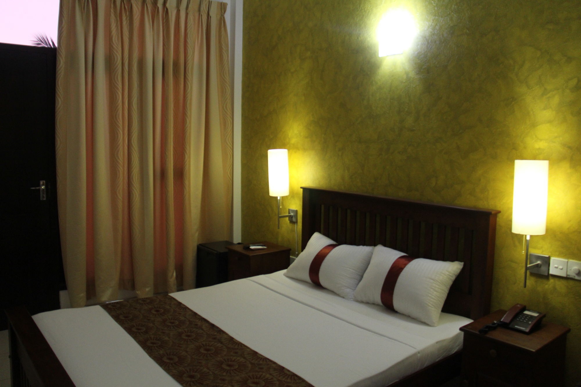 Zendara Hotel Negombo Exteriér fotografie